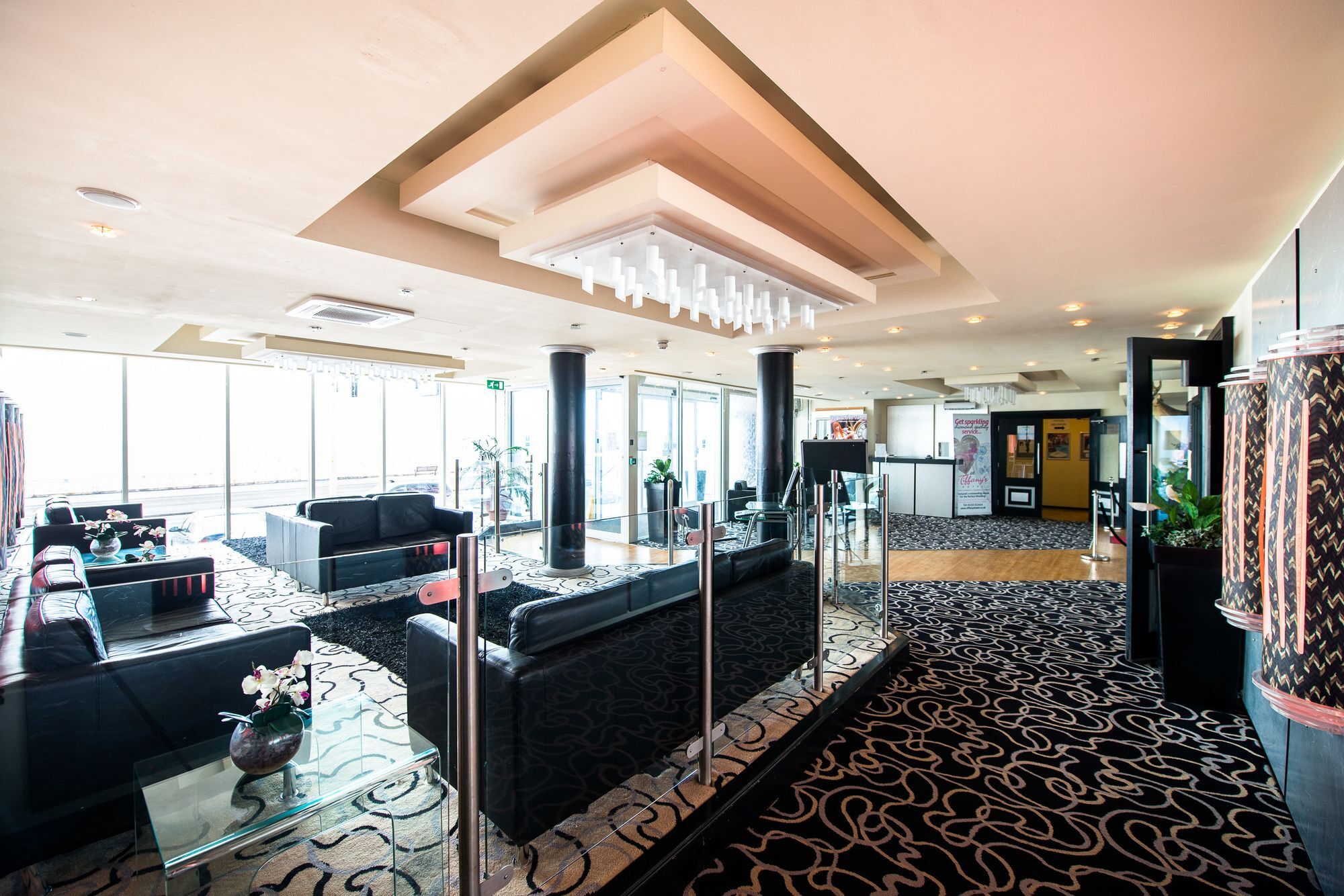 Tiffany'S Hotel Blackpool Esterno foto